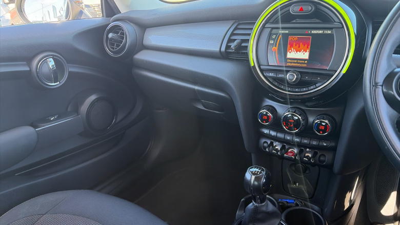 MINI Hatchback 1.5 Cooper Classic II 3dr Petrol Hatchback